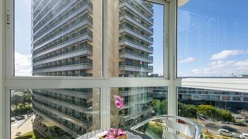 Apartemen Basic | Tempat makan