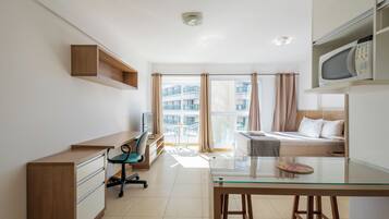 Basic Apartment | 1 bedroom, desk