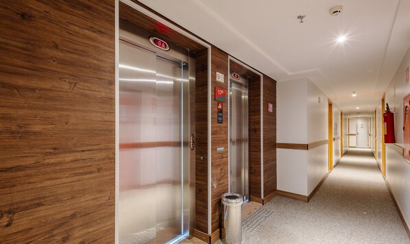 Basic Apartment | Interior