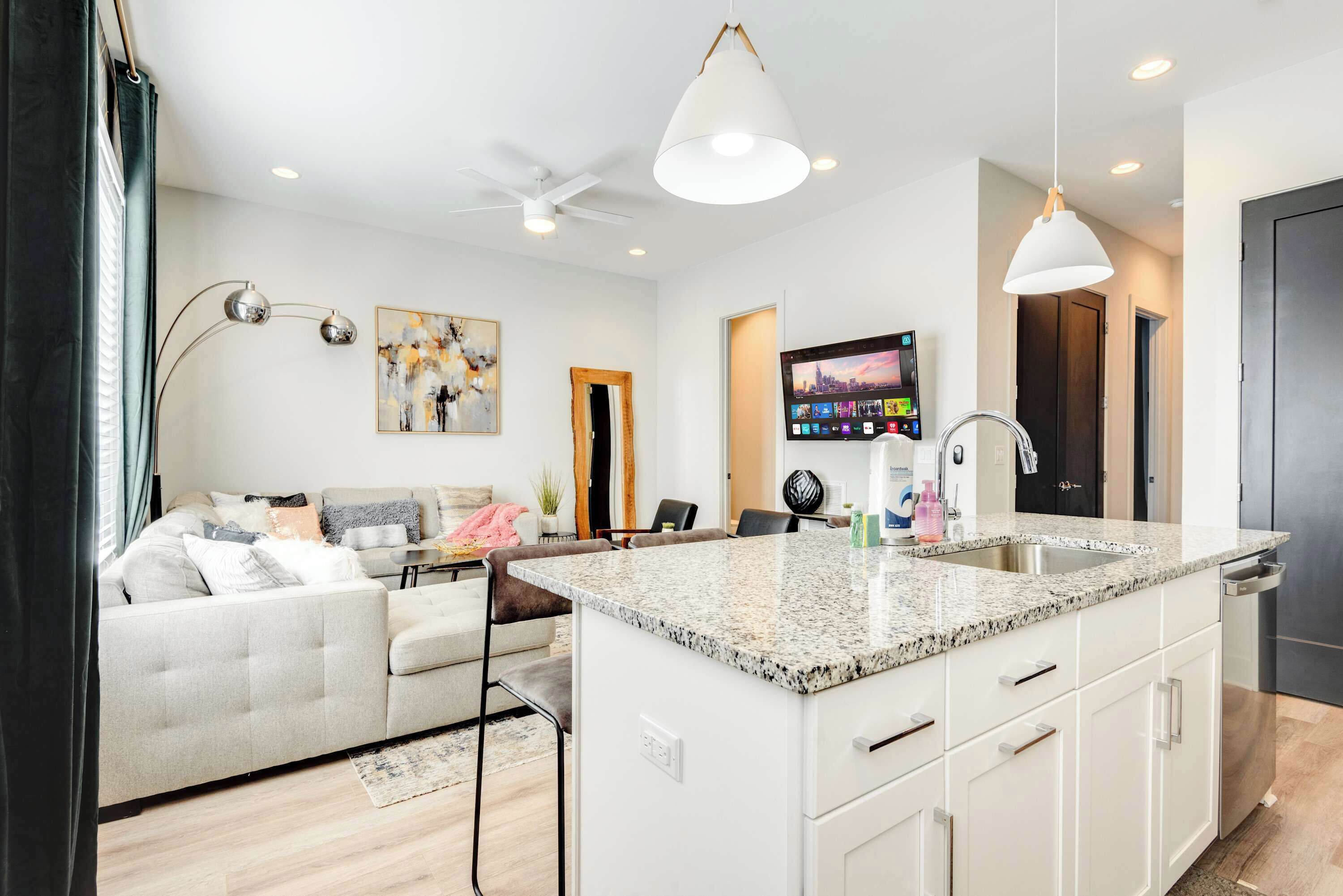 บ้านพัก | 4 ห้องนอน, อินเทอร์เน็ตความเร็วสูง