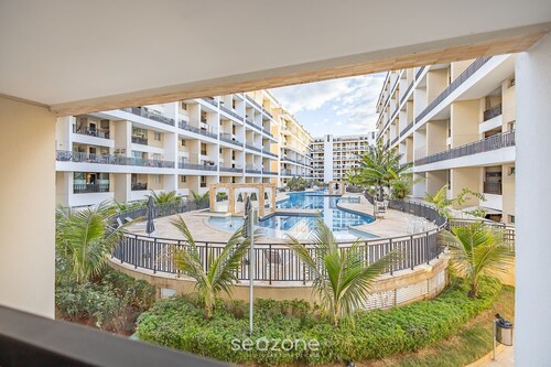 Condomínio Bem localizado com Piscina TCR