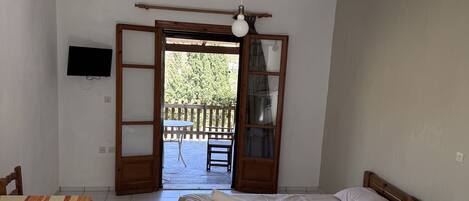 1 bedroom, WiFi, bed sheets