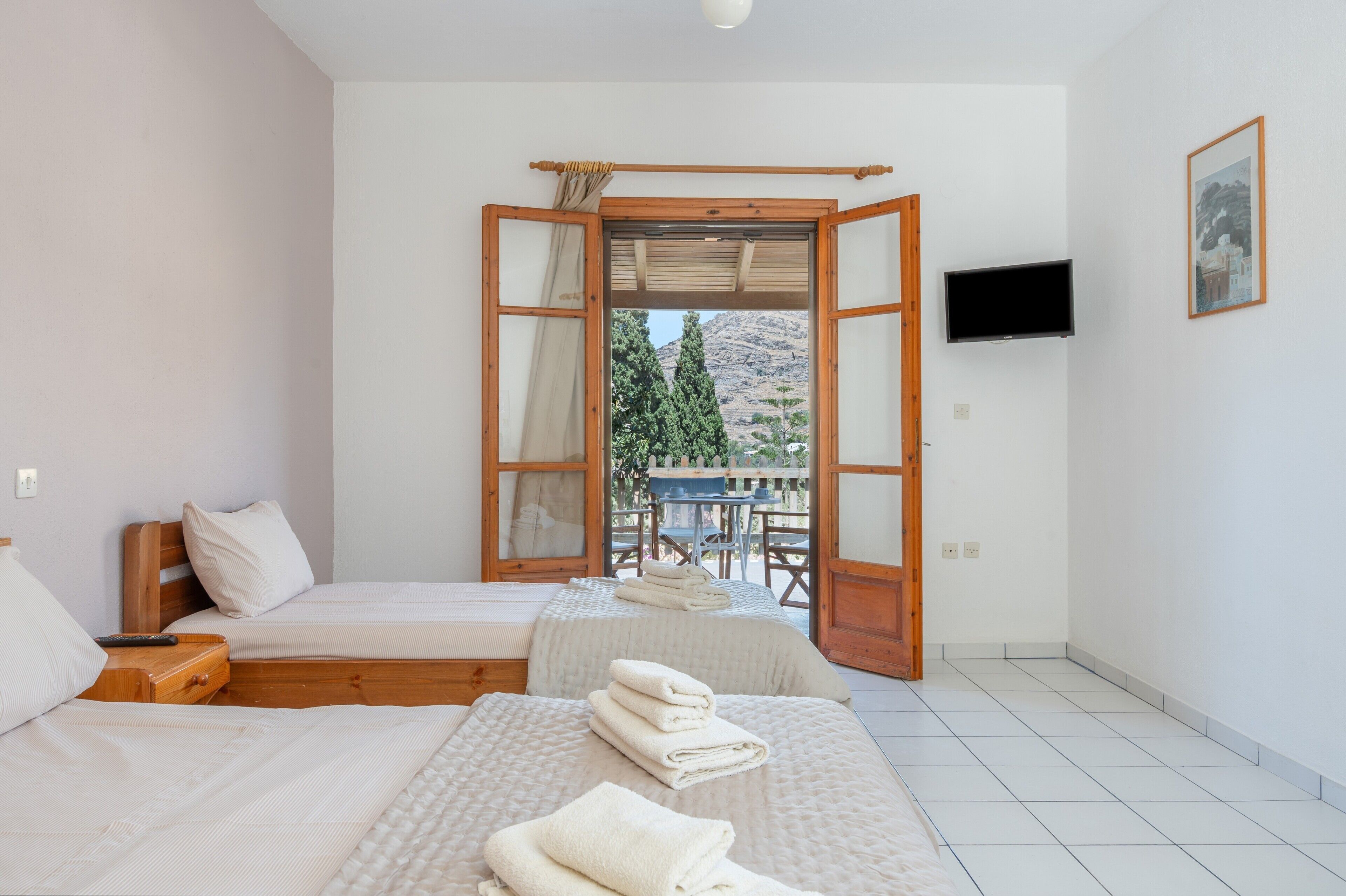 1 bedroom, WiFi, bed sheets