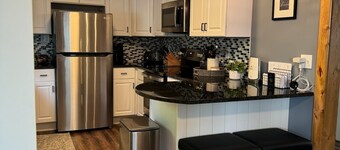 Beautiful Wine Trail 2-BR Rental