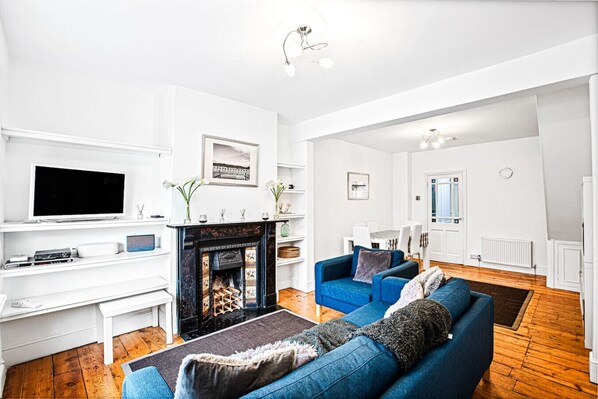 House | 3 bedrooms - Bakersfield Retreat - From 200 Per Night (Henley-on-Thames)