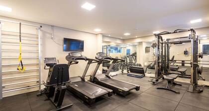 Apart With Self-check-in, Setor Noroeste Roe210