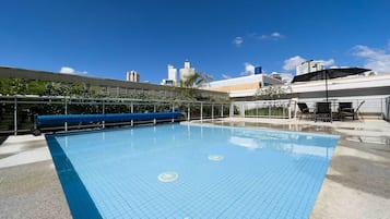 Apartamento básico | Piscina | Piscina externa