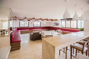 Basic Apartment | Living area