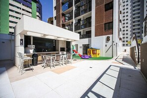 Outdoor dining - Well-located apt in Aguas Claras Rmh1511 (Águas Claras)