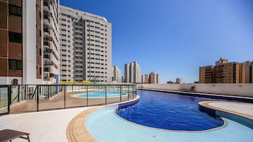 Piscina externa
