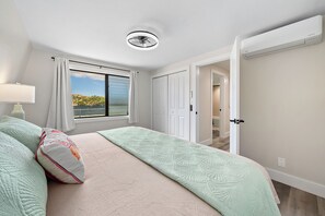 2 bedrooms, iron/ironing board, travel cot, WiFi