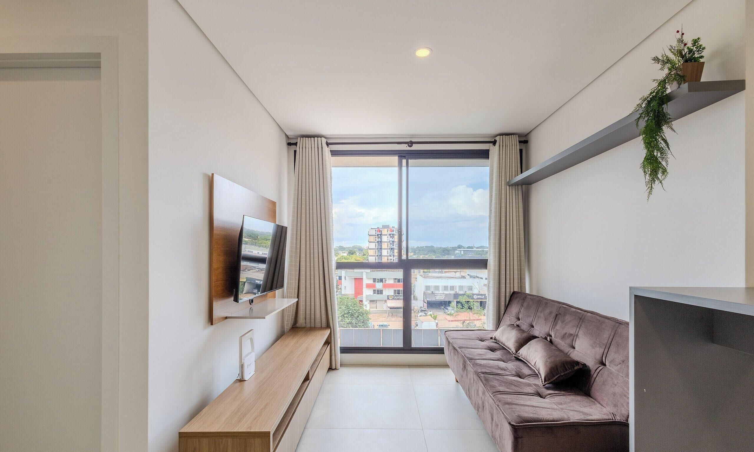 Apartamento básico | Área de estar | Smart TV 32 polegadas com canais digitais
