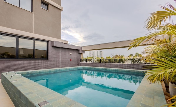 Outdoor pool - EPK - Apartments in a Condo With Pool in Brasilia (Guará)