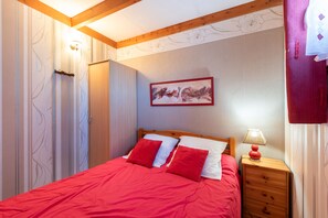 3 chambres, fer et planche à repasser, Wi-Fi