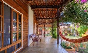 Terrace/patio - Charming House w/ BBQ in Vila Planalto Act029 (Brasília)