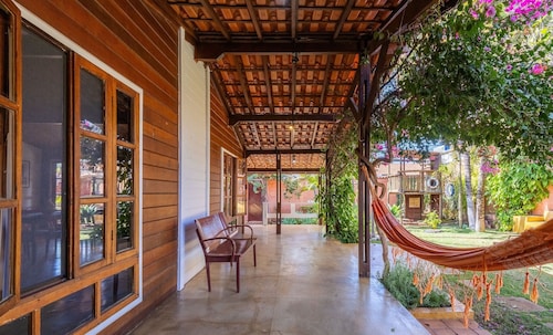 Charming House w/ BBQ in Vila Planalto Act029