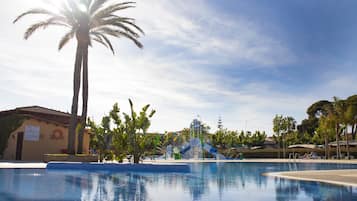 Casa móvil | Piscina | Una piscina al aire libre