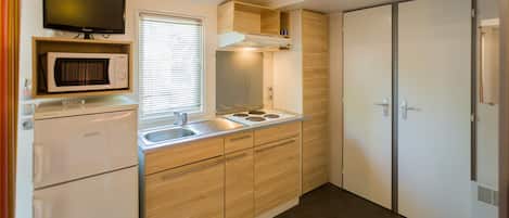 Mobile Home | Private kitchen