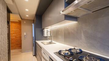 Basic Apartment | Private kitchen