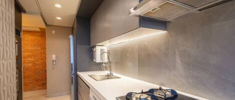 Basic Apartment | Private kitchen