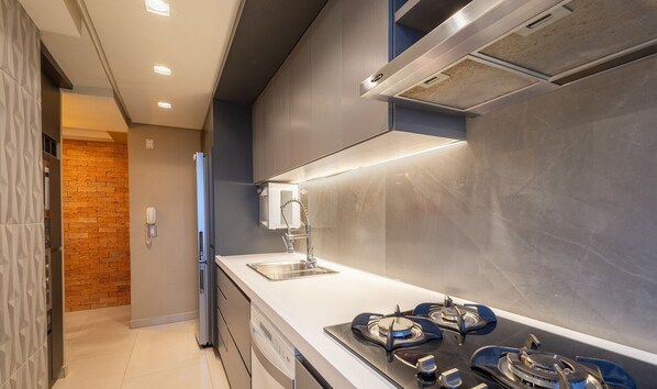 Basic Apartment | Private kitchen