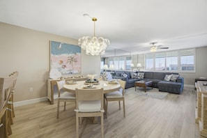 Interior - Loggerhead Cay 184 *Gulf and pool view!* (Sanibel)