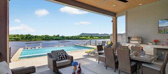 Sunset Oaks I | Concierge Services