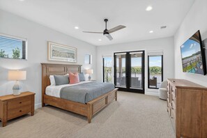 5 bedrooms, iron/ironing board, travel cot, free WiFi - Sunset Oaks Estate I with Infinity Pool (Kingsland)