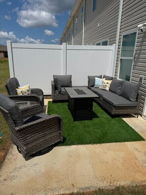 Townhome, 3 Bedrooms | Terrace/patio