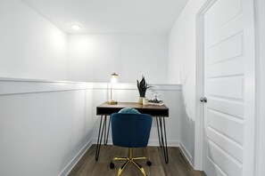 Townhome, 3 Bedrooms | Interior