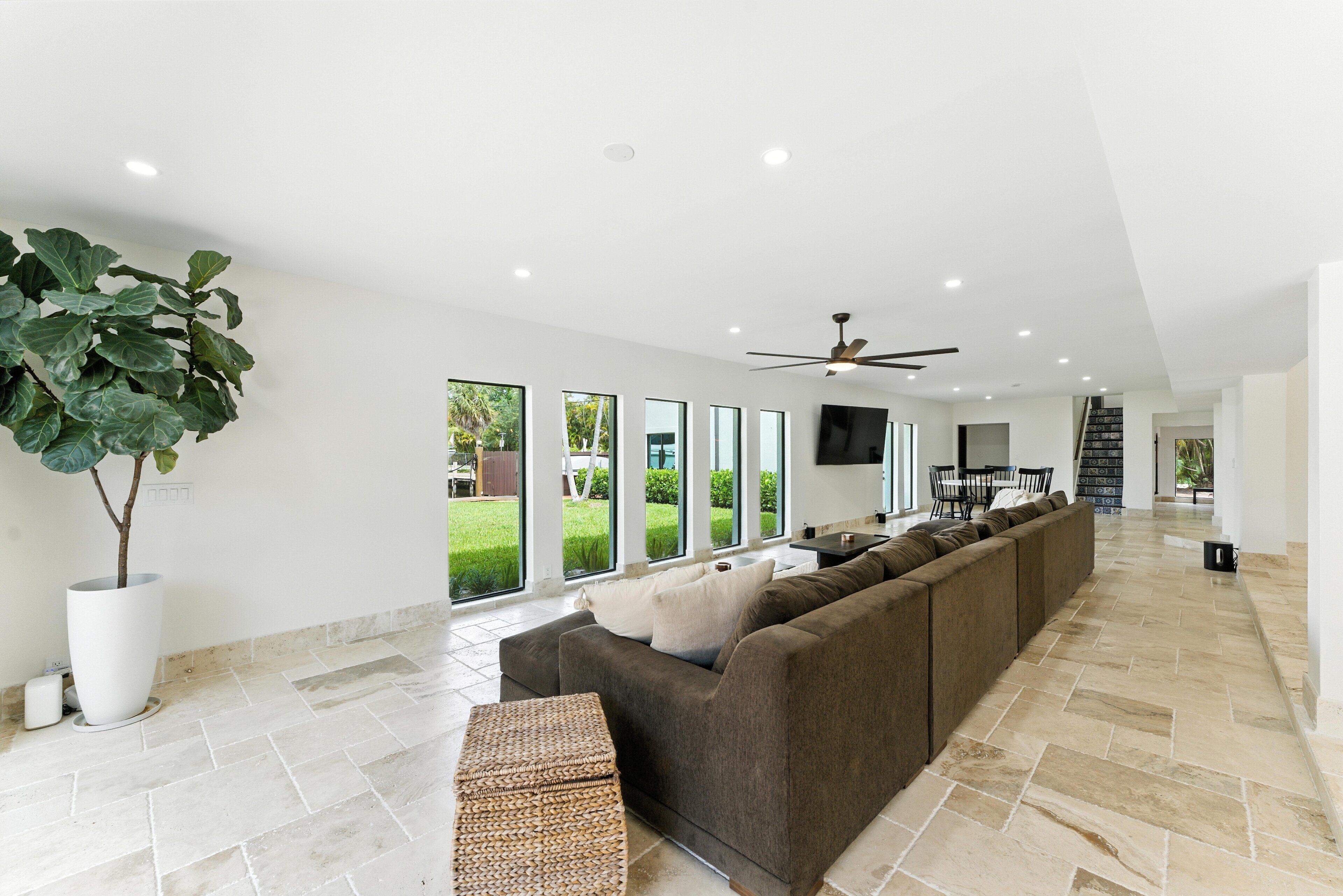 Villa, 5 Bedrooms | Interior