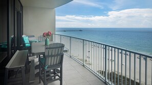 Apartment, 3 Schlafzimmer | Speisen im Freien