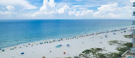 Condo, 3 Bedrooms | Beach | Beach nearby