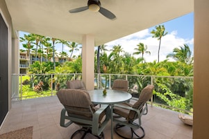 Condo, 2 Bedrooms | Outdoor dining