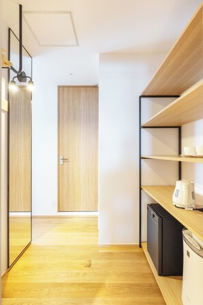 Habitación doble superior, no fumadores | Minibar, escritorio, tabla de planchar con plancha y wifi gratis