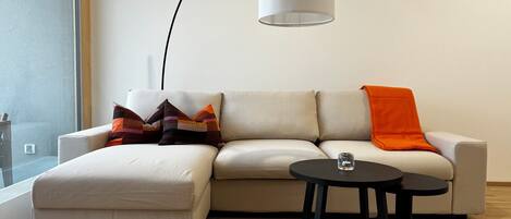 Smart-TV, Stereoanlage
