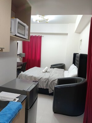 Room, 1 Bedroom, Balcony, City View