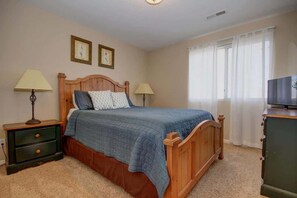 3 chambres, bureau, fer et planche à repasser, Wi-Fi gratuit