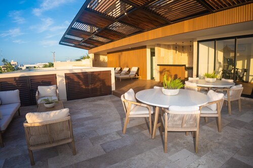 Cozumel New Island Serenity:2BR/AC/View/Noise Cancel Window/WiFi