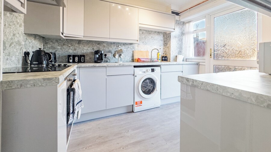 Braybrooke Bliss - 3 Bedroom House in Basildon