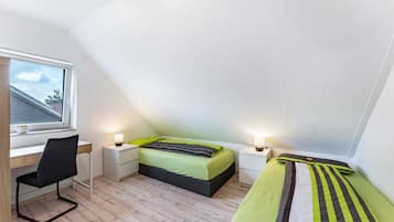 3 bedrooms, WiFi, bed sheets