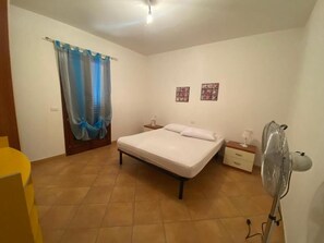 Appartement, 4 slaapkamers, balkon, uitzicht op tuin | 4 slaapkamers