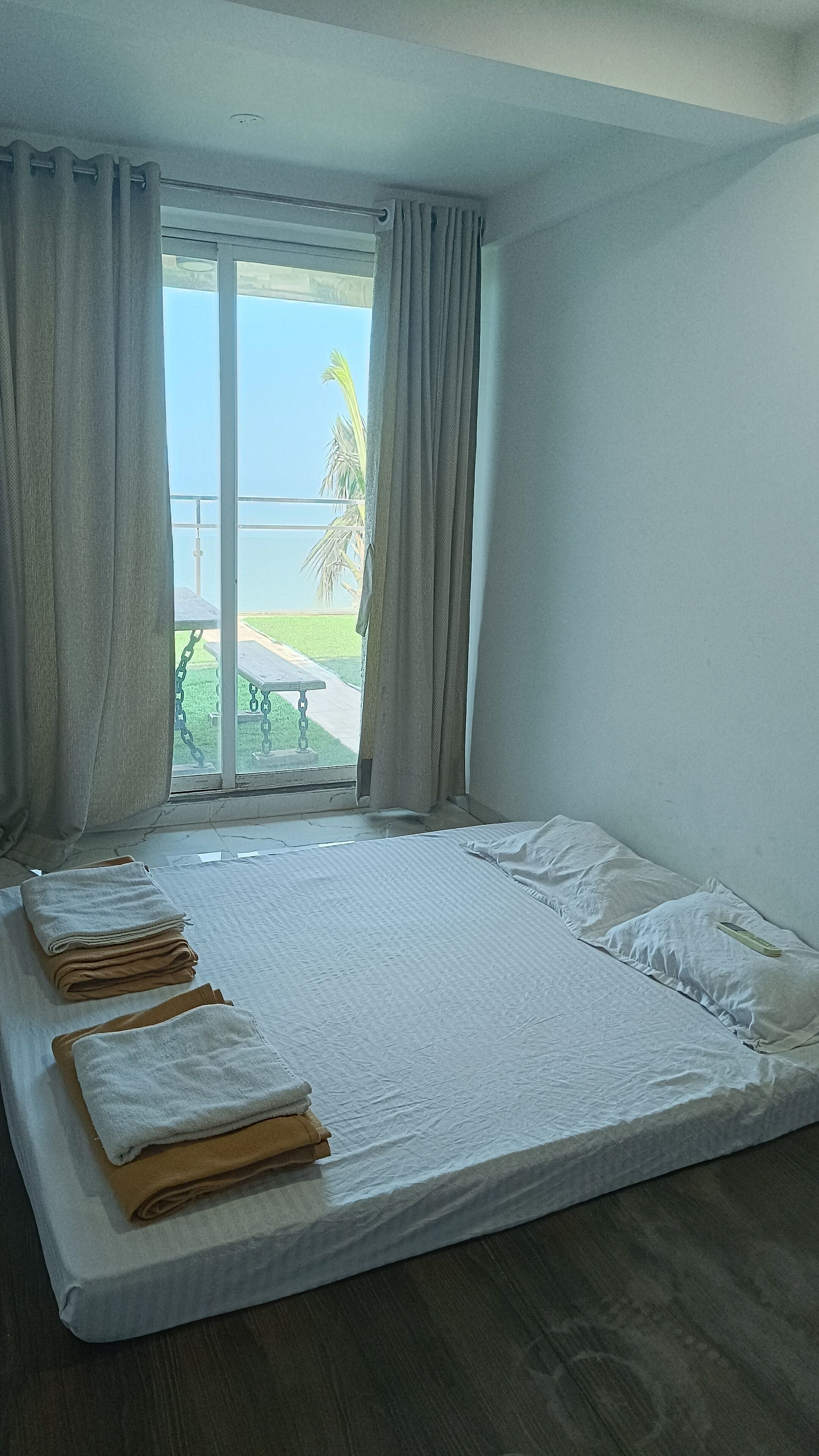 Wifi gratis y ropa de cama 