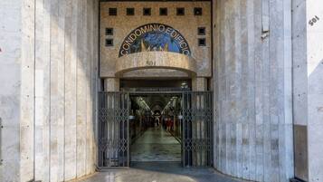 Apartamento básico | Detalhe da fachada