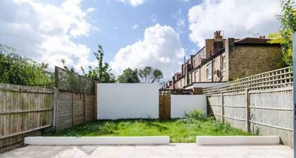 Your Home Away from Home in the Heart of Ealing