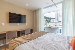 1 habitación, tabla de planchar con plancha, wifi gratis y ropa de cama 