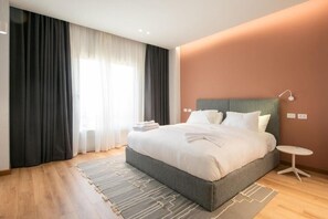 Apartment, Balcony