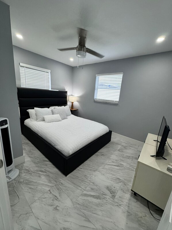 2 bedrooms, iron/ironing board, WiFi, bed sheets