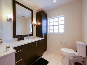 مناشف، ورق حمّام