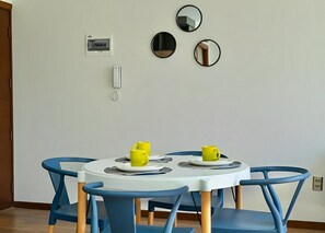 Dining - Great view, better location! (La Paz)